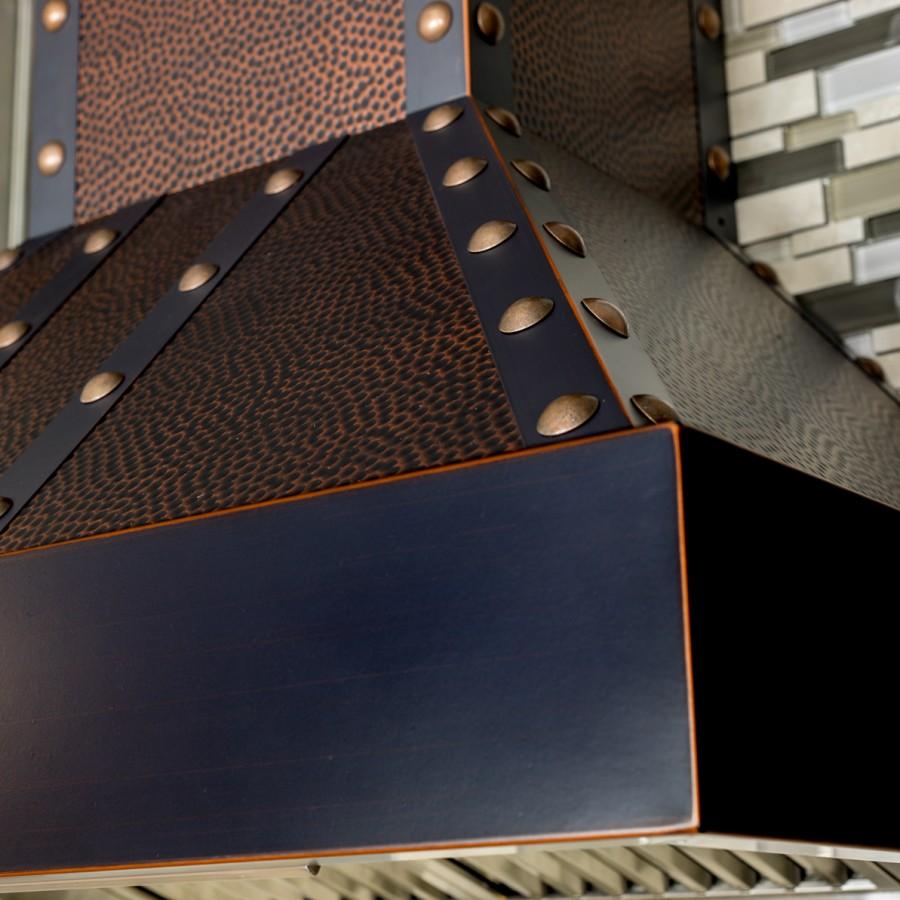 ZLINE Designer Series Wall Mount Range Hood in Hand-Hammered Copper with Oil-Rubbed Bronze Details (655-HBBBB)