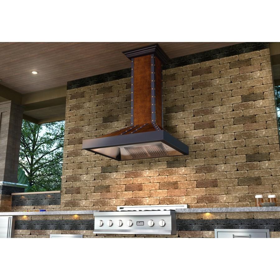 ZLINE Designer Series Wall Mount Range Hood in Hand-Hammered Copper with Oil-Rubbed Bronze Details (655-HBBBB)