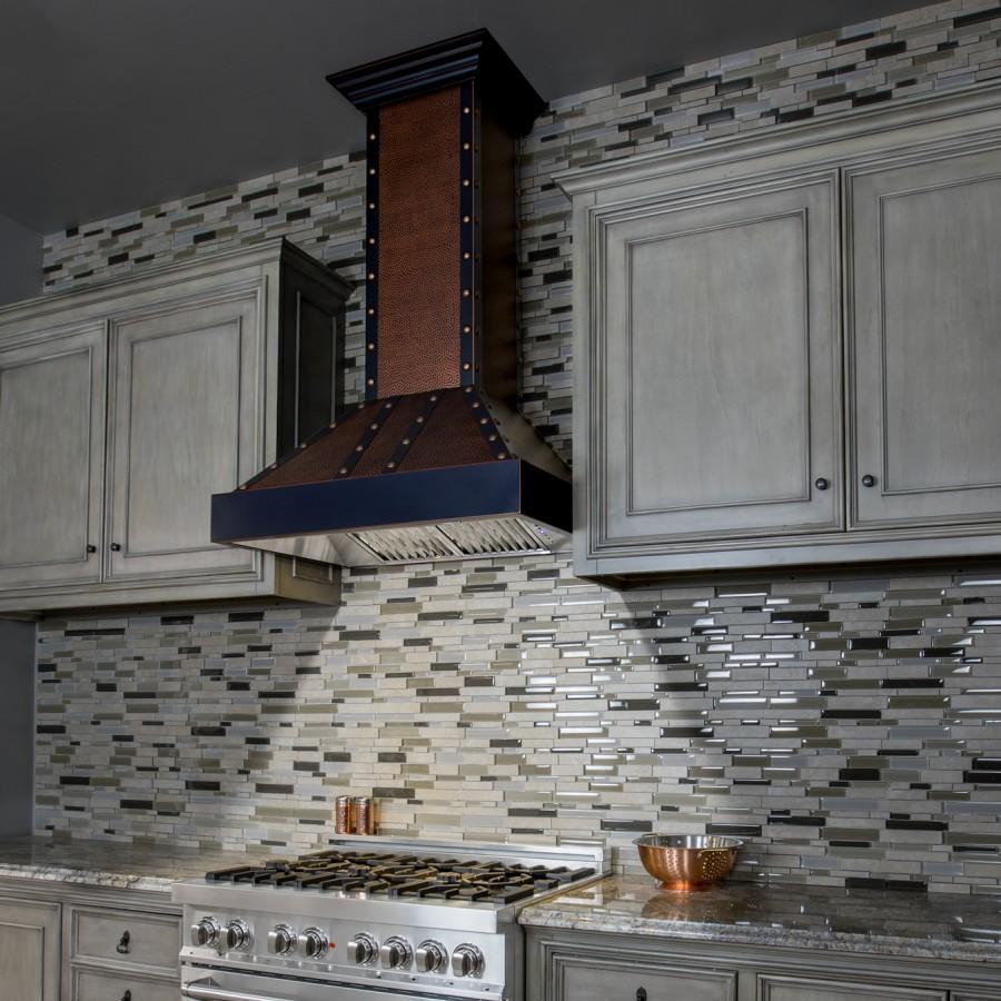 ZLINE Designer Series Wall Mount Range Hood in Hand-Hammered Copper with Oil-Rubbed Bronze Details (655-HBBBB)