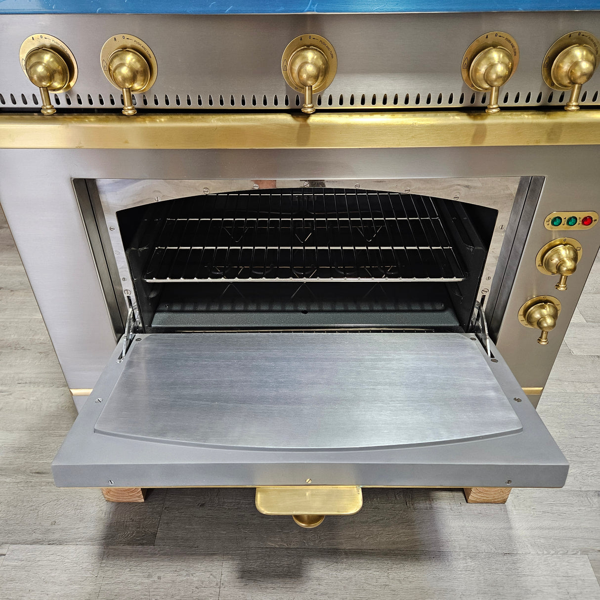 36” La Cornue Chef C36 Dual Fuel