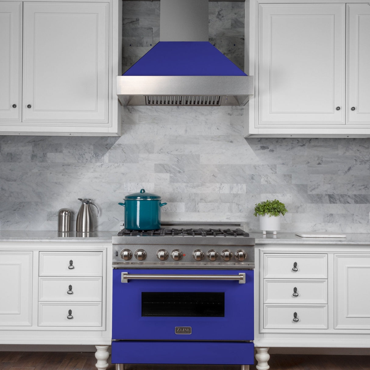 ZLINE Ducted Fingerprint Resistant Stainless Steel Range Hood with Blue Matte Shell (8654BM)