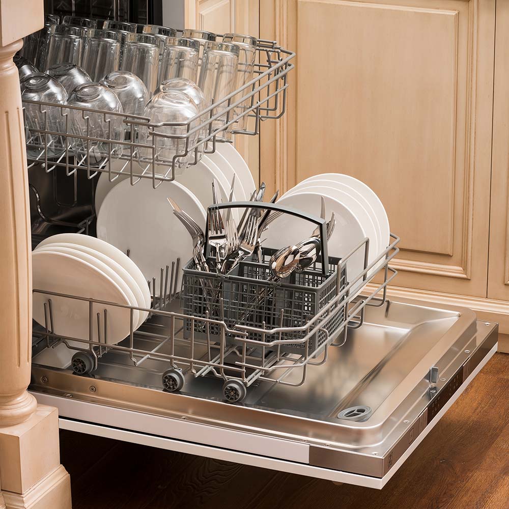 ZLINE 24 in. Top Control Dishwasher with Matte White Panel and Traditional Style Handle, 52dBa (DW-WM-24)