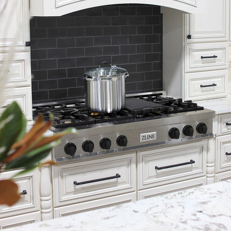 ZLINE Autograph Edition 48 in. Porcelain Rangetop with 7 Gas Burners in DuraSnow Stainless Steel and Matte Black Accents (RTSZ-48-MB)